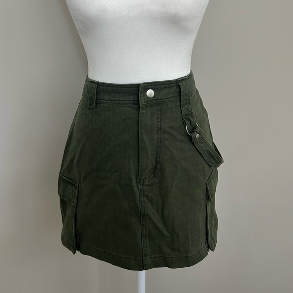 NEVER WORN green denim skirt - Picture 1 of 2